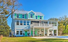 Harbor Oaks Haven Walk To Front Beach And Downtown!